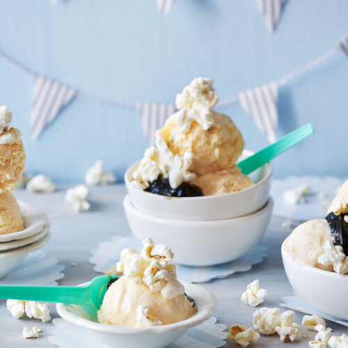 Popcorn ice cream with liquorice sauce